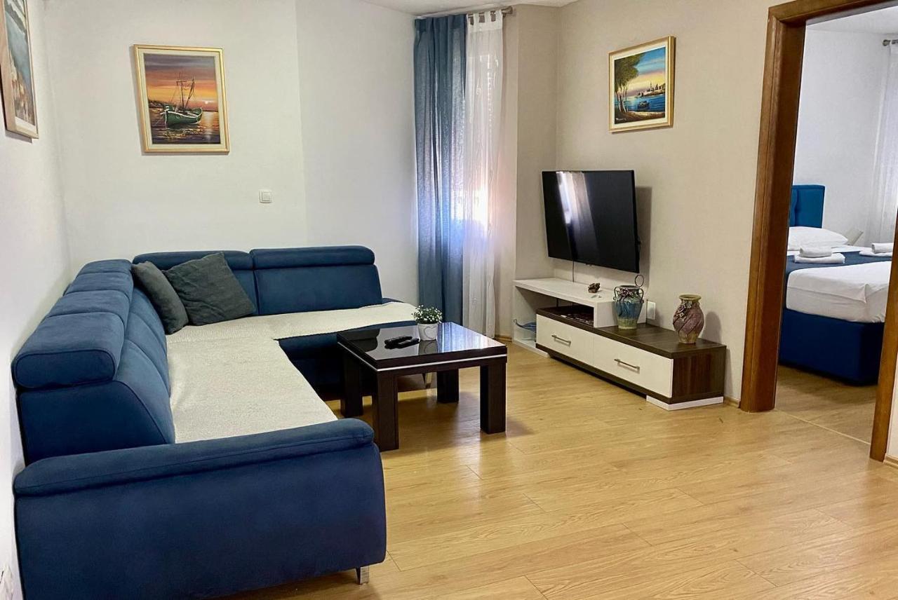 Apartments Domane Nenad Neum Bagian luar foto