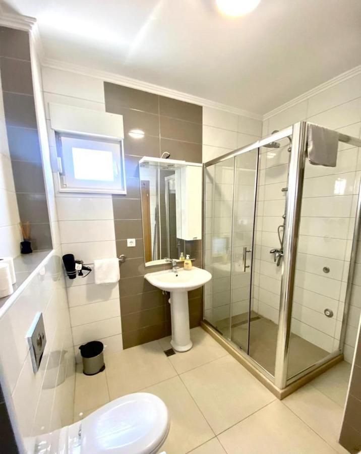 Apartments Domane Nenad Neum Bagian luar foto