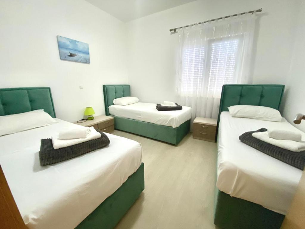Apartments Domane Nenad Neum Bagian luar foto