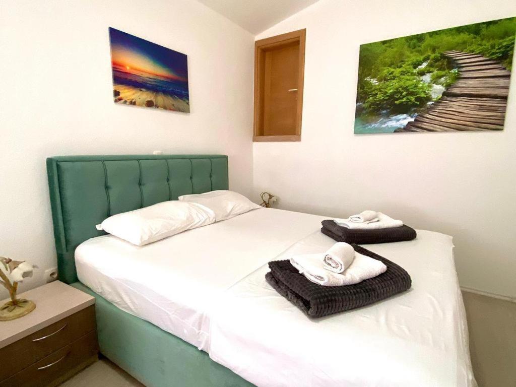 Apartments Domane Nenad Neum Bagian luar foto