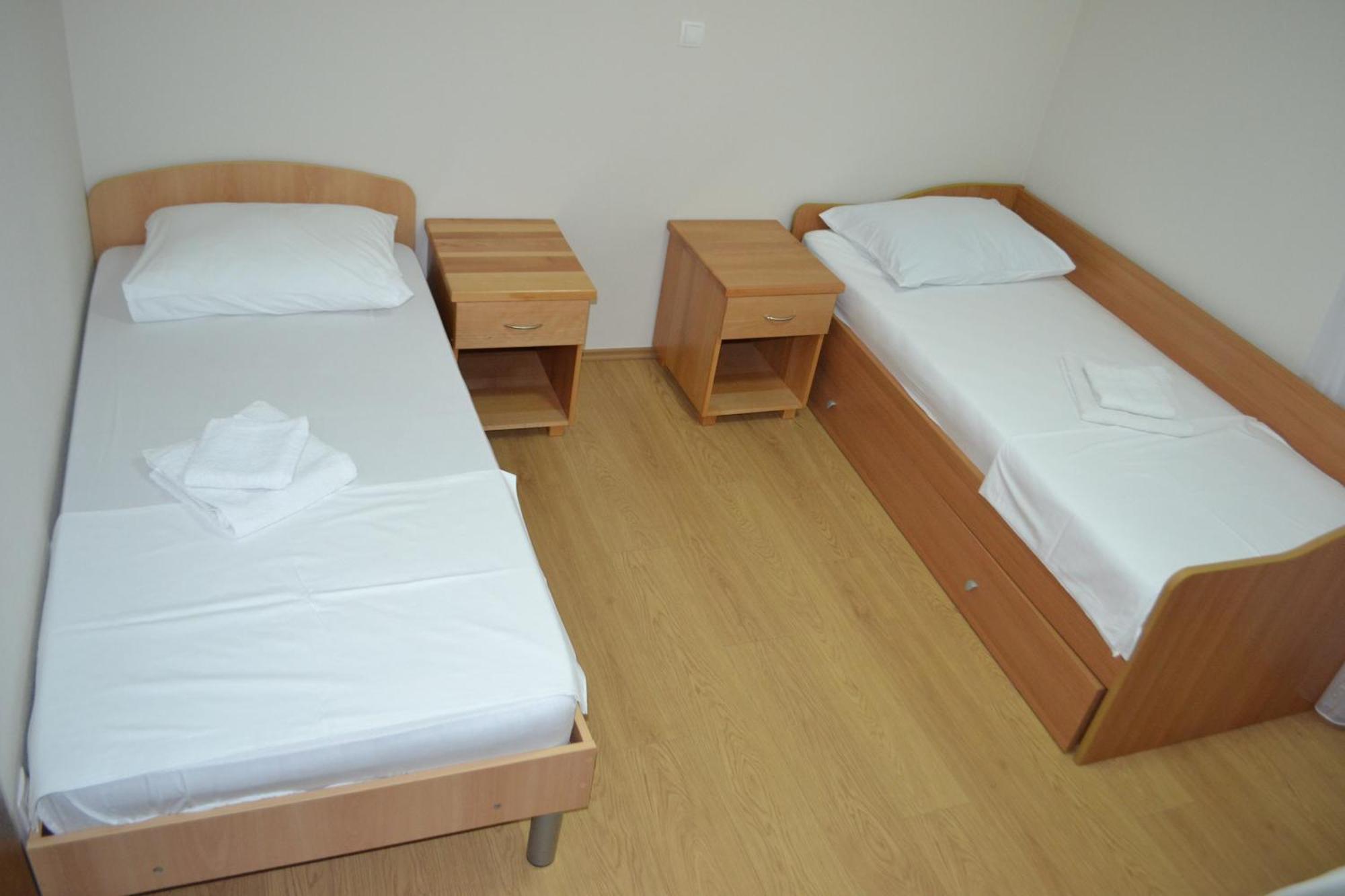 Apartments Domane Nenad Neum Bagian luar foto
