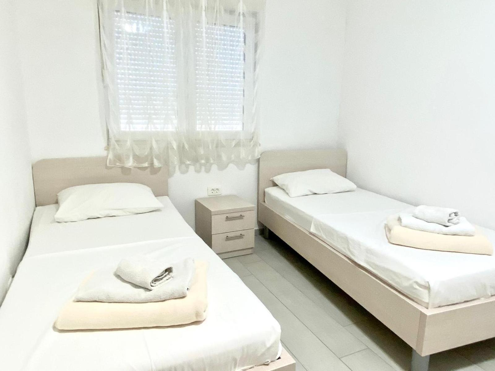 Apartments Domane Nenad Neum Ruang foto